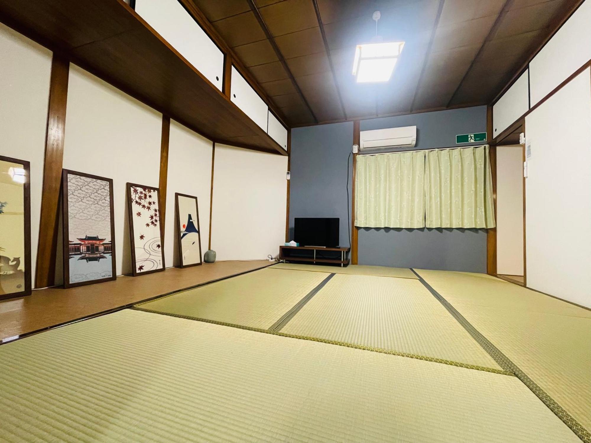 דירות Namba Shinsaibashi 10 Mins Osaka Castle　East מראה חיצוני תמונה